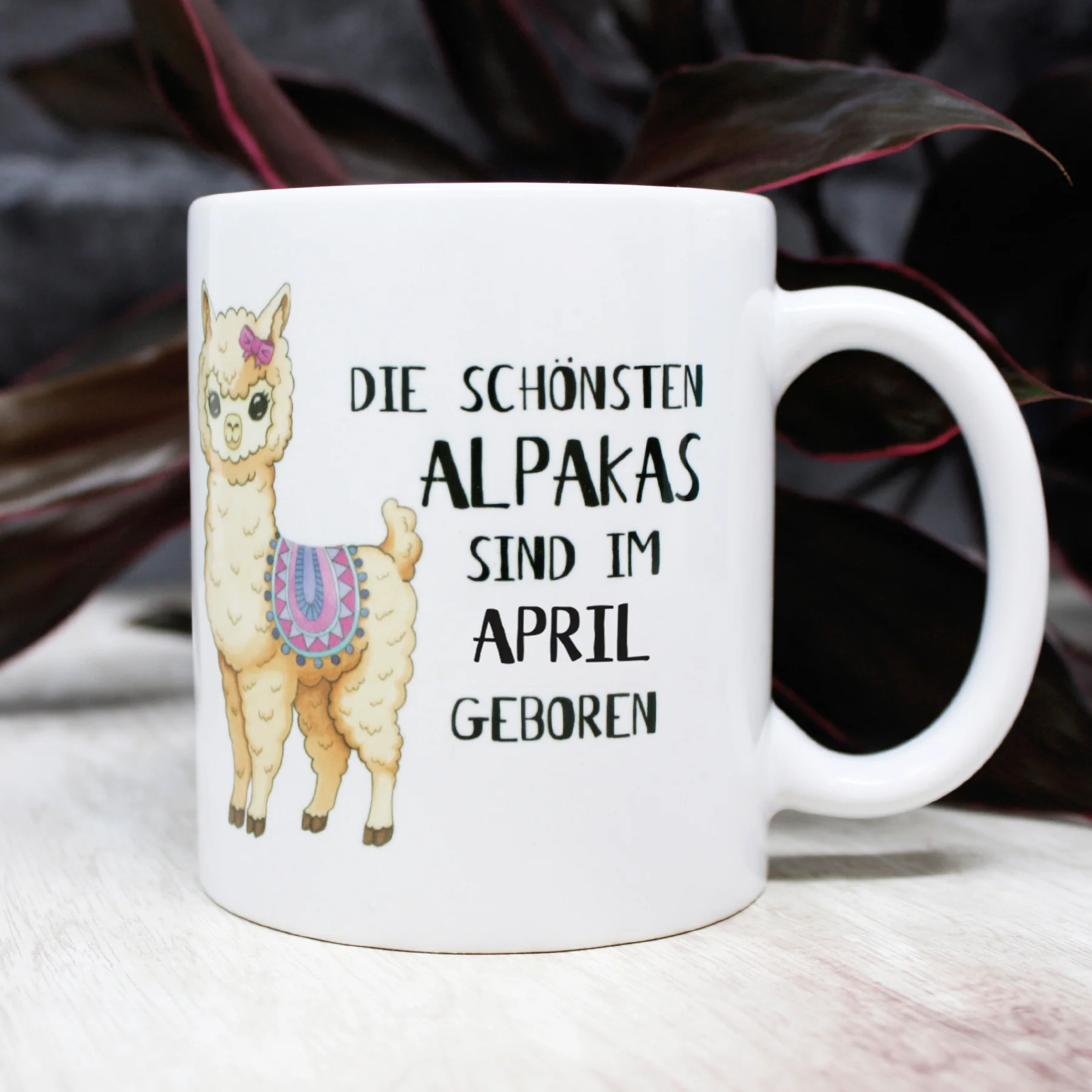Alpaka Tasse April Die schönsten Alpakas sind ... - Image 3