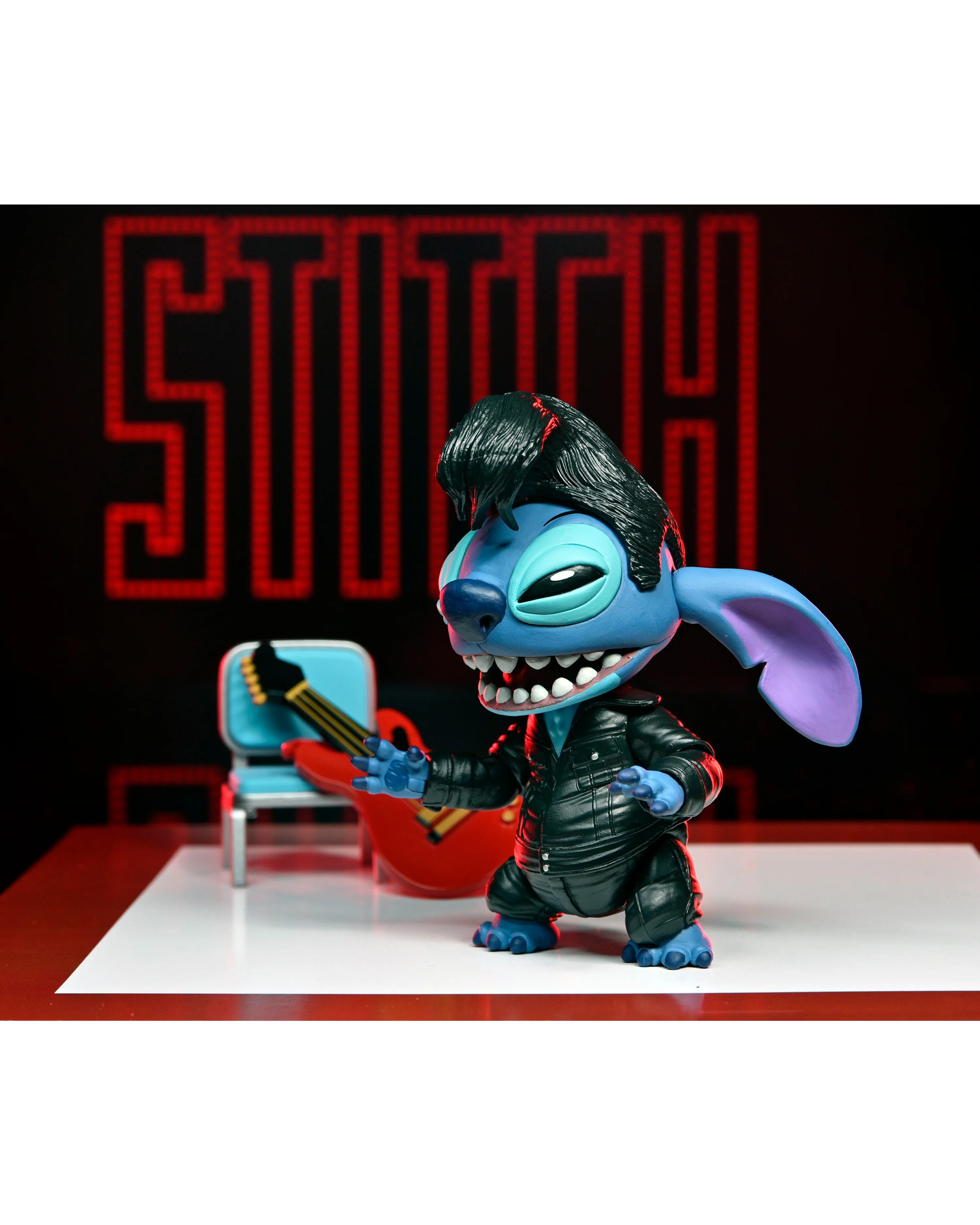 Lilo & Stitch Actionfigur Ultimate Singer Elvis Stitch - Image 4